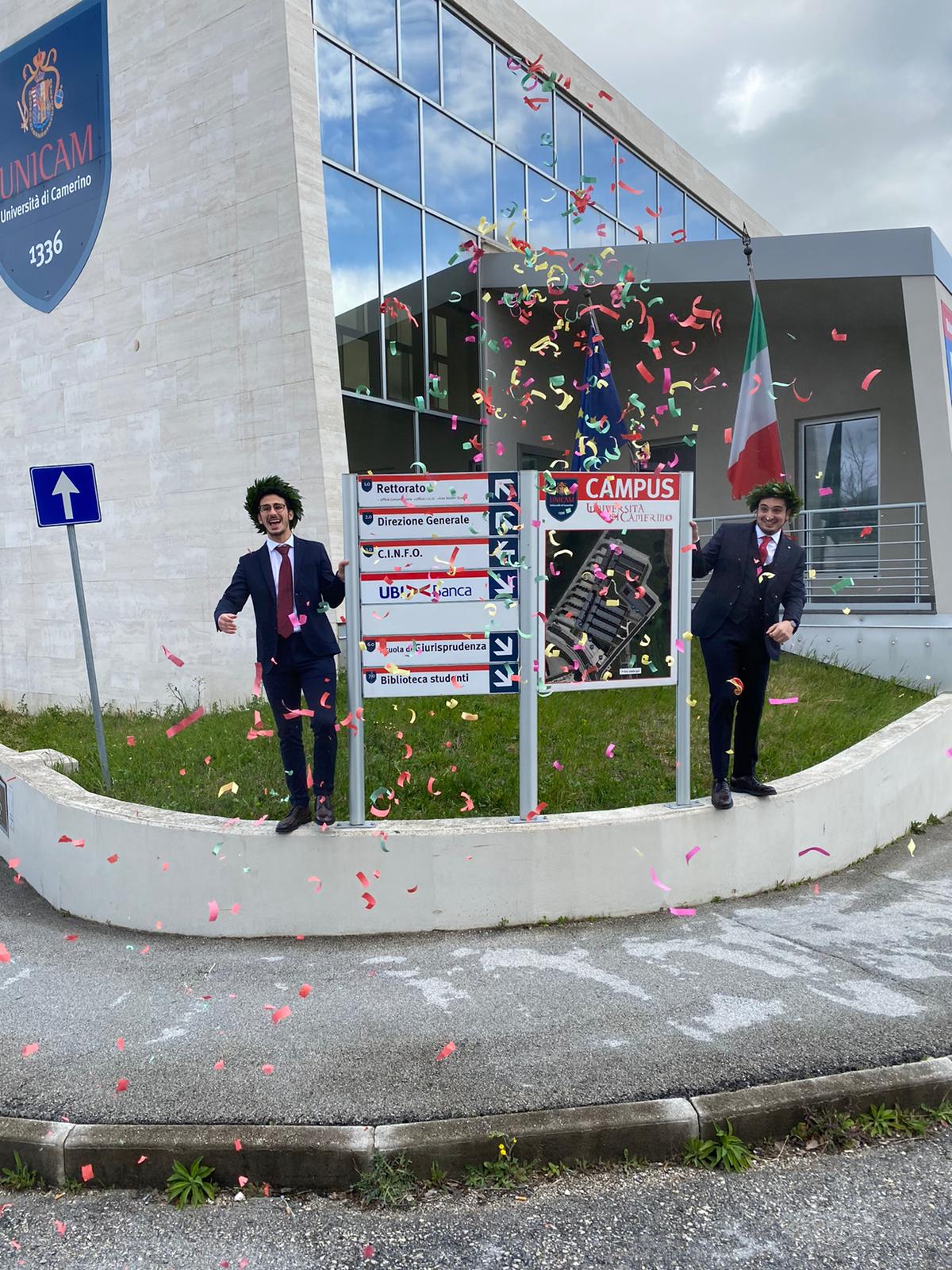 Coronavirus laurea skype