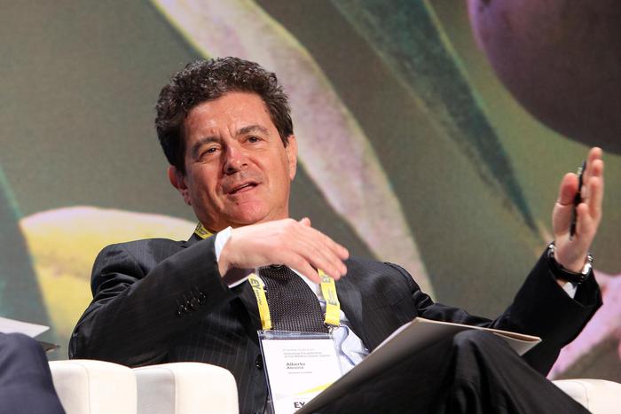 Morto Alberto Alesina