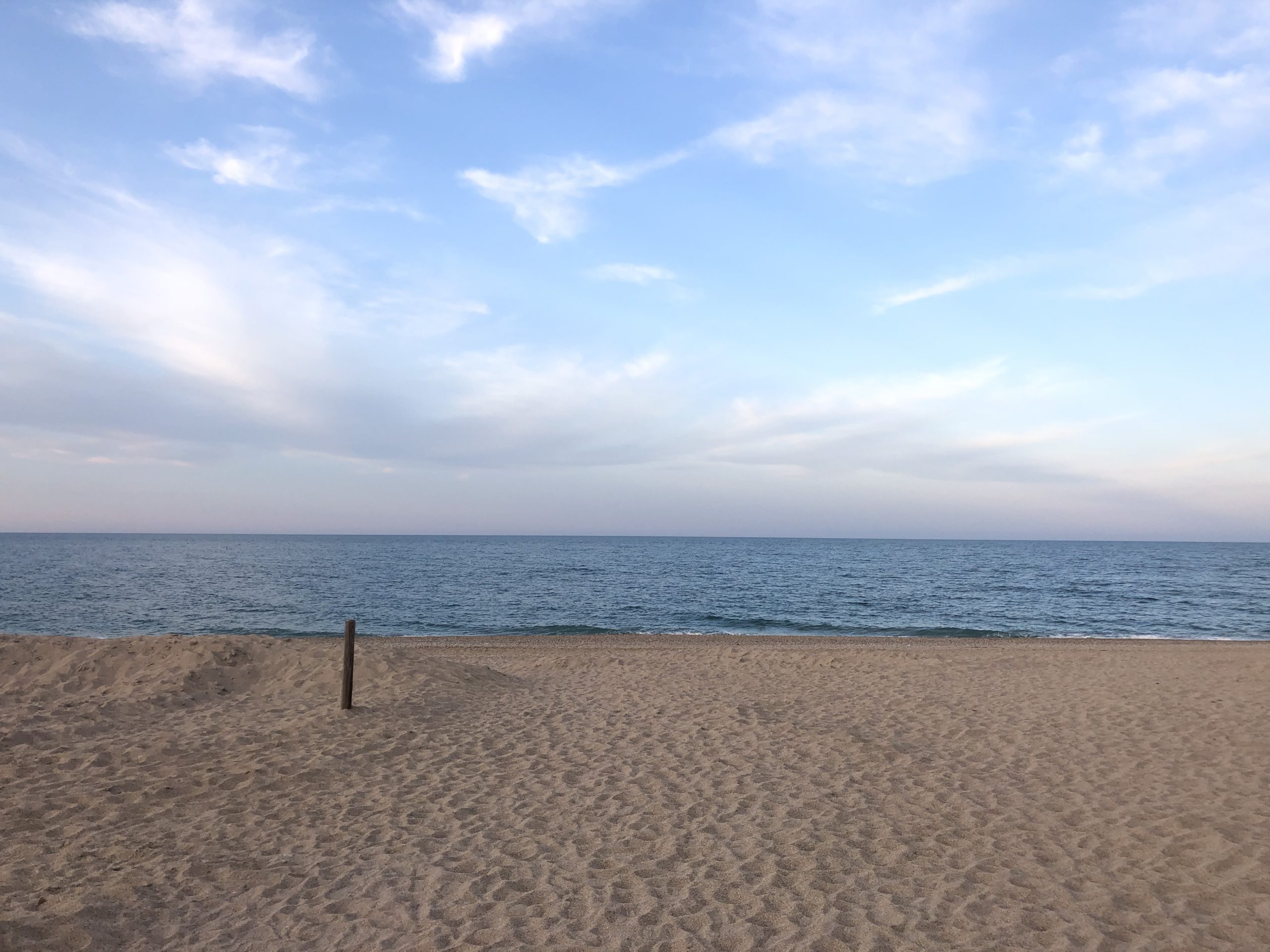 primo bagno nel mare Adriatico