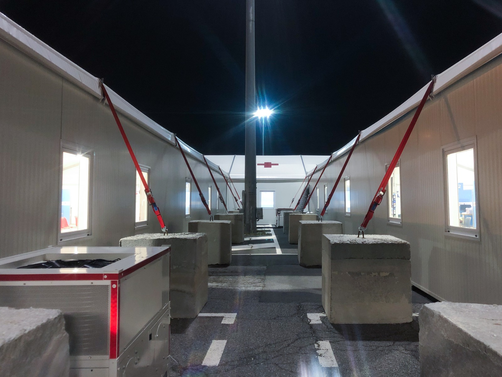 fiumicino vaccini notte