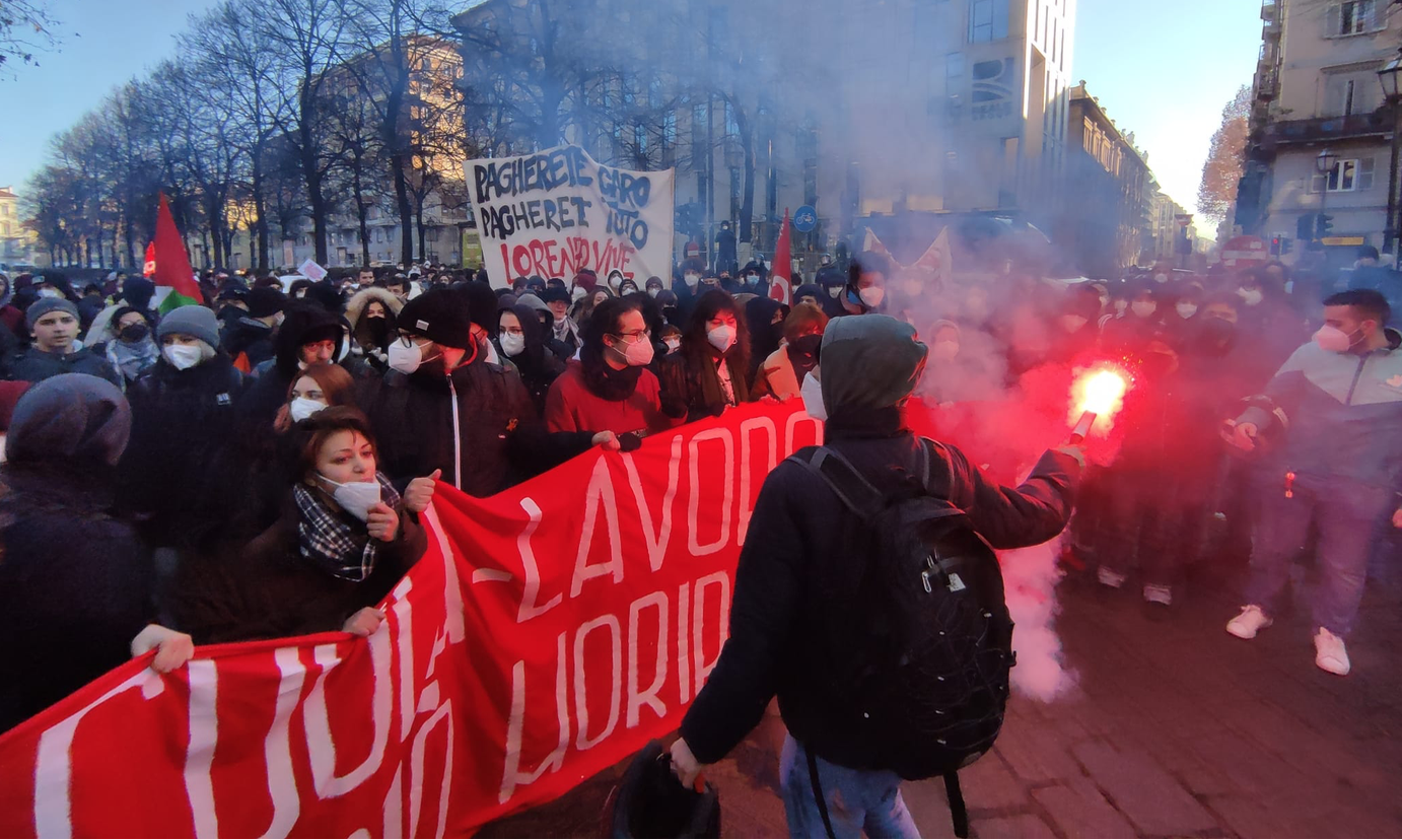 La manifestazione di Torino per l'alternanza scuola-lavoro