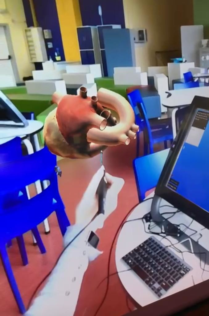 La realtà virtuale tra i banchi di scuola