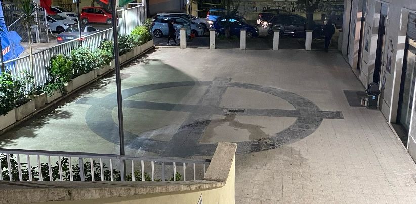 Scontro sulla croce celtica di Via Acca Larenzia al Municipio VII