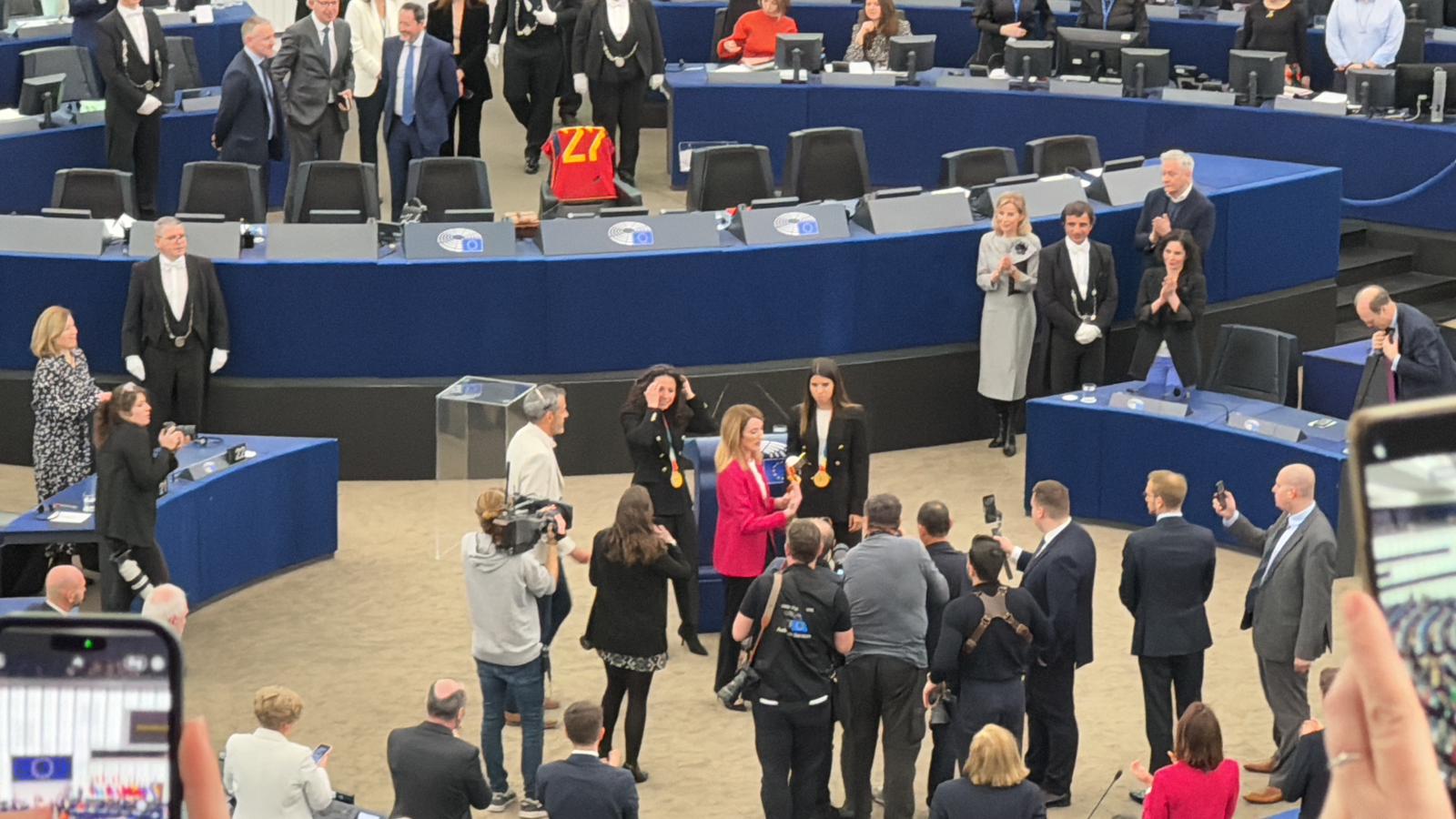 Ivana Andres y Alba Rodondo