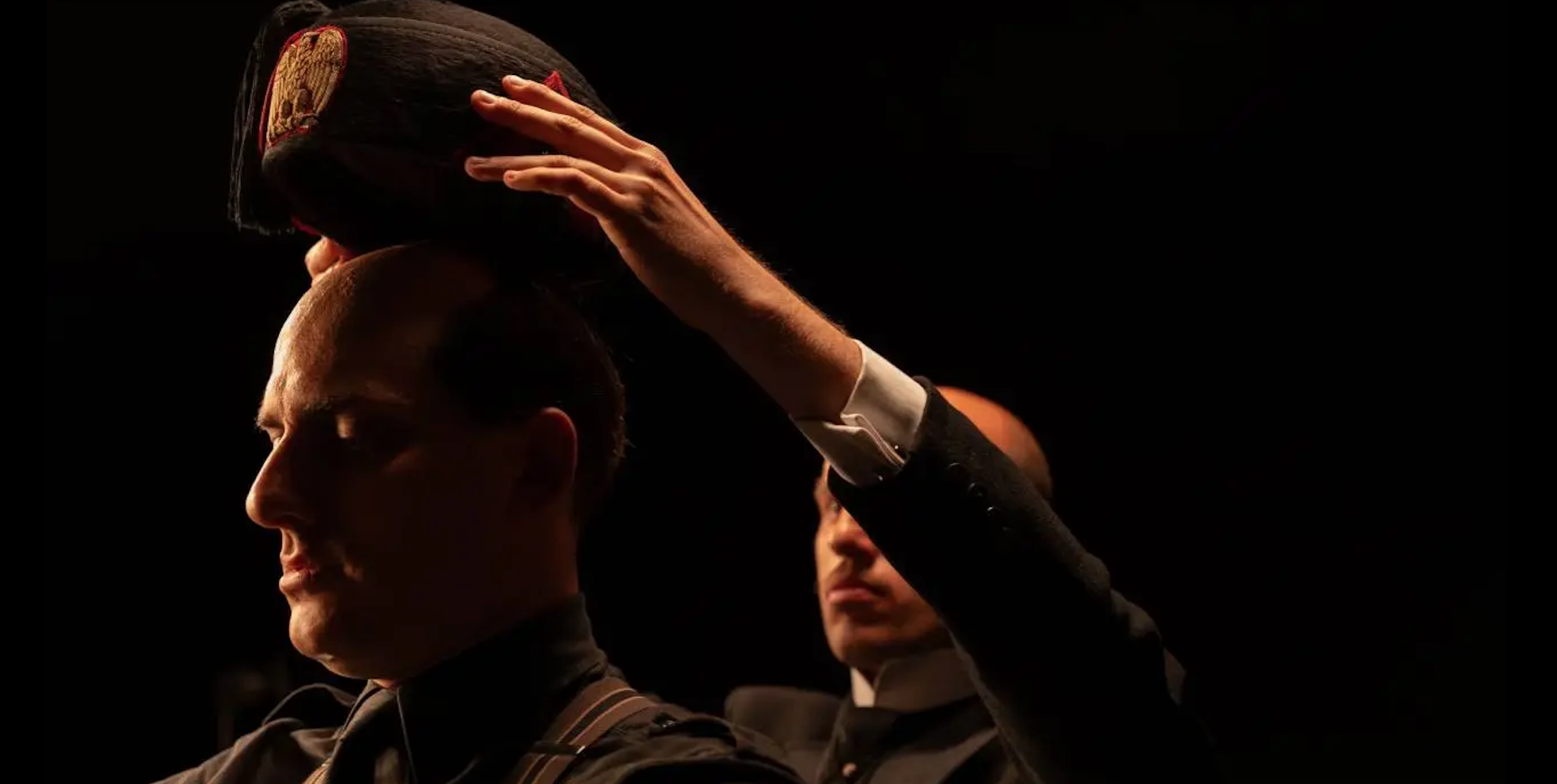 M, il figlio del secolo