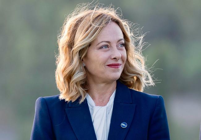 Zeta Italy News: Italian