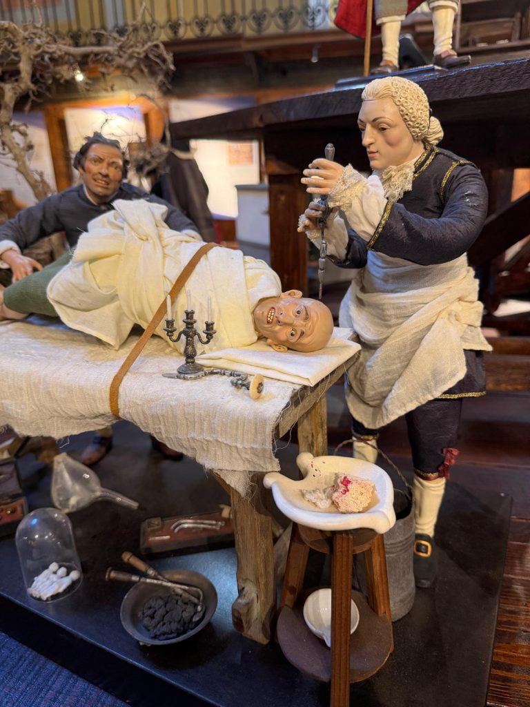 Pastori inguaribili e medici ciarlatani: l'altra faccia del presepe napoletano