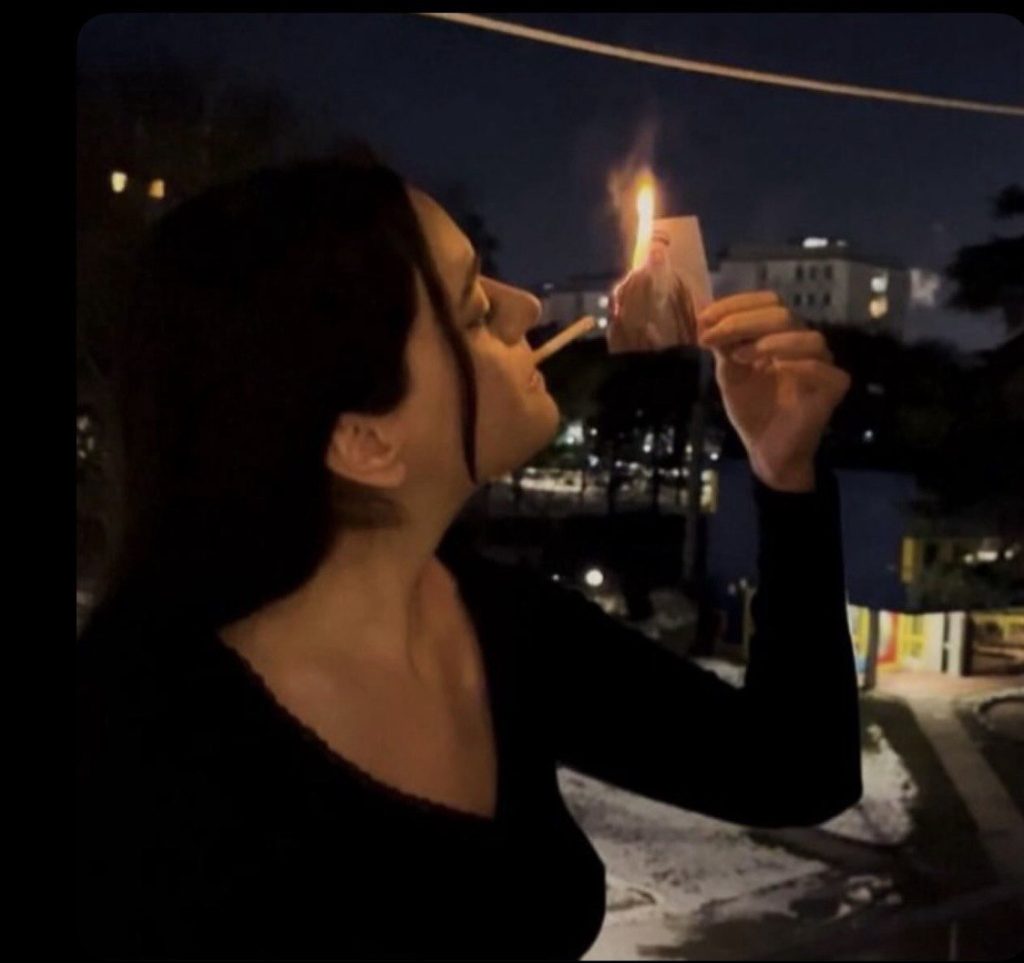 Sigarette contro il regime