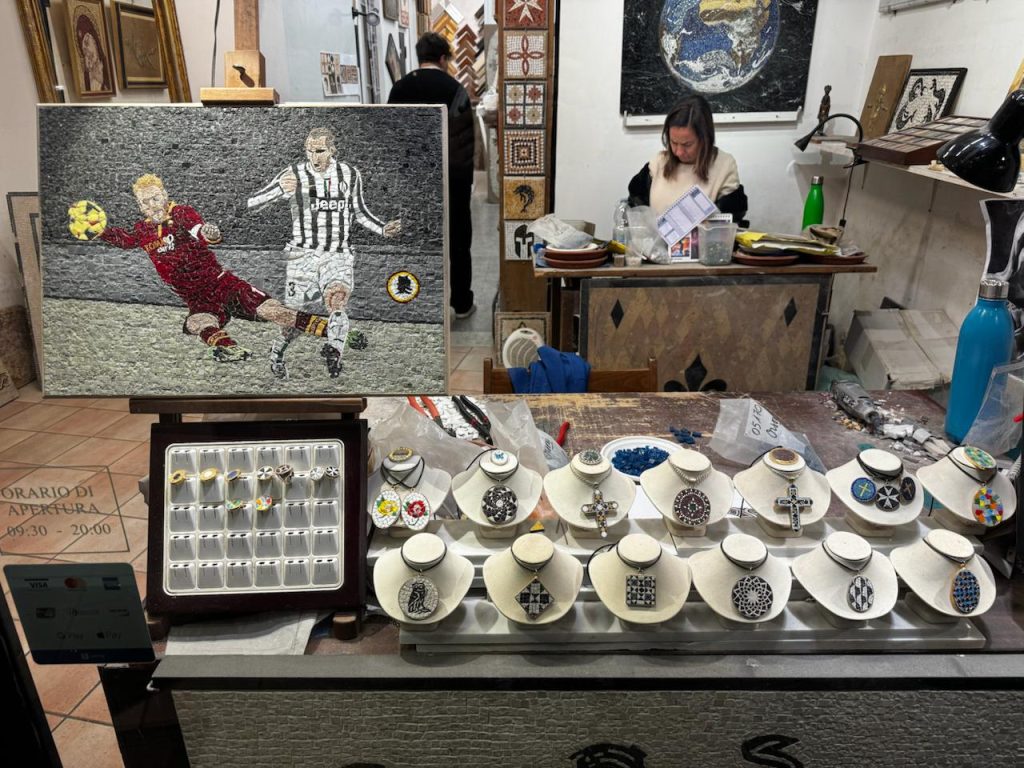 “Non ho paura dell’AI”: aprire bottega nella Roma di oggi