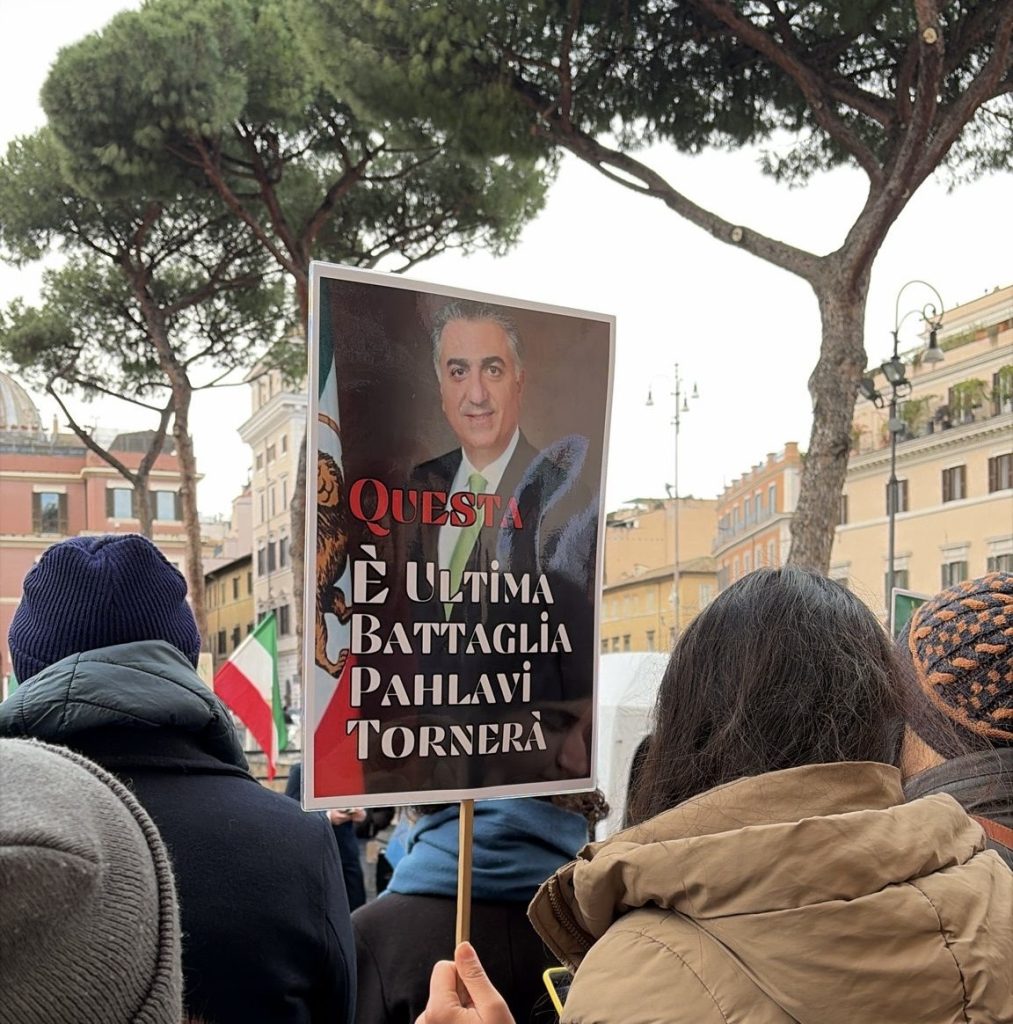 «Se siamo tutti offline <br> lo è anche l'umanità»