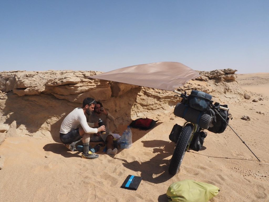 Project Dust – La via della sabbia <br> Lorenzo Barone sfida l’Atlantico in barca a remi