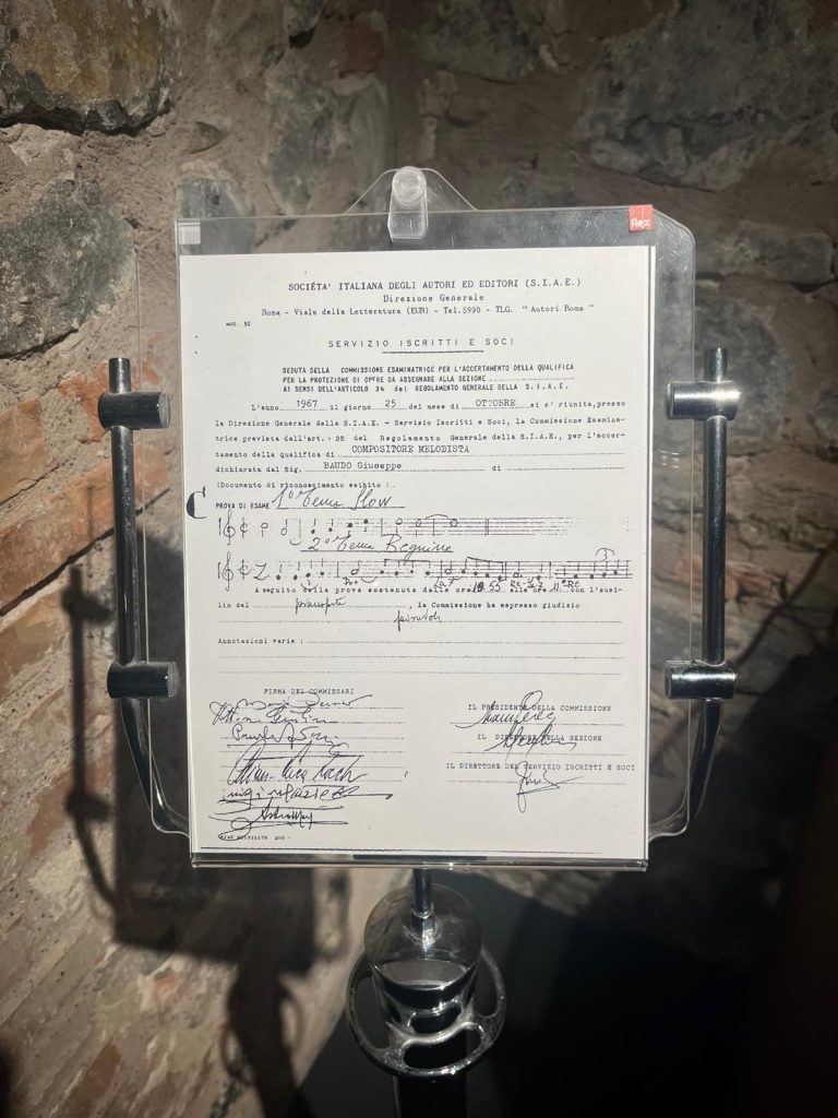 Sul palco con Pippo Baudo: la mostra che fa rivivere la storia