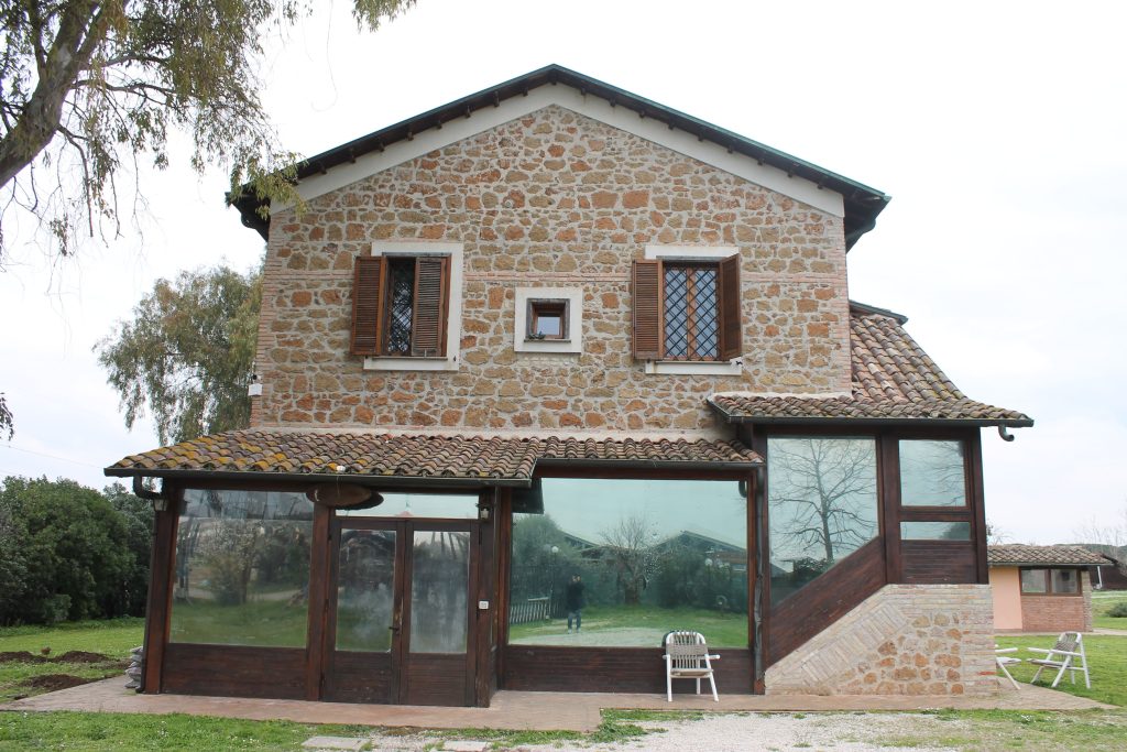 «Quel pane diviso con i poveri» <br> Un giorno con Capitano Ultimo