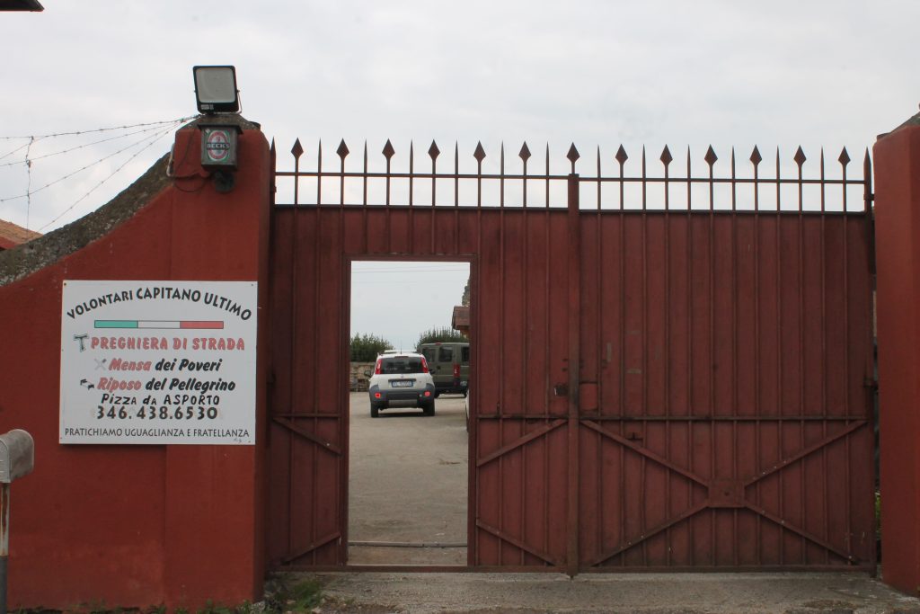 «Quel pane diviso con i poveri» <br> Un giorno con Capitano Ultimo